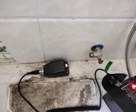 永寿屋顶漏水维修公司分享下卫生间漏水的危害及解决方法